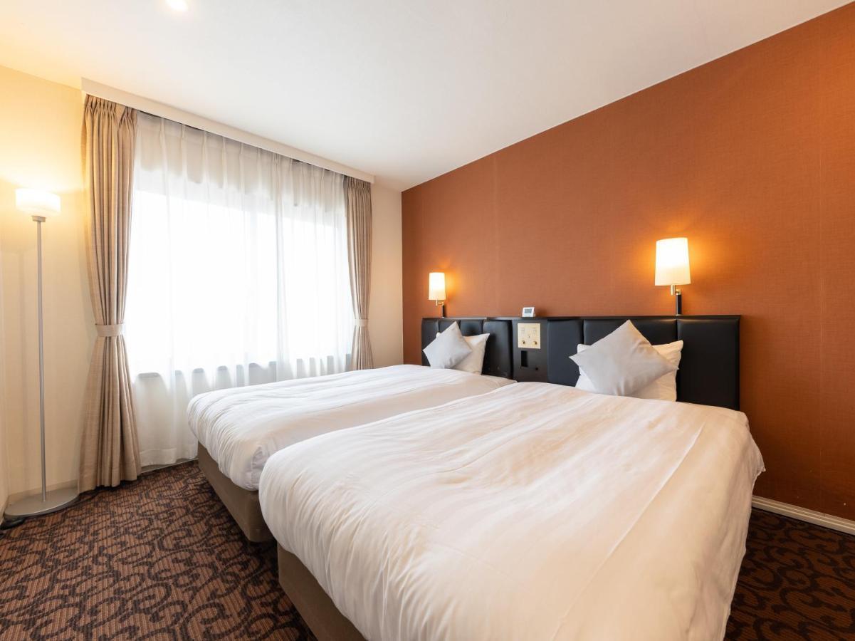 Tabist S Hyde Park Koga Station Hotel Buitenkant foto