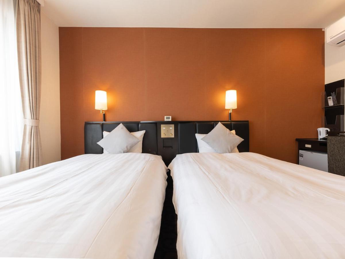 Tabist S Hyde Park Koga Station Hotel Buitenkant foto